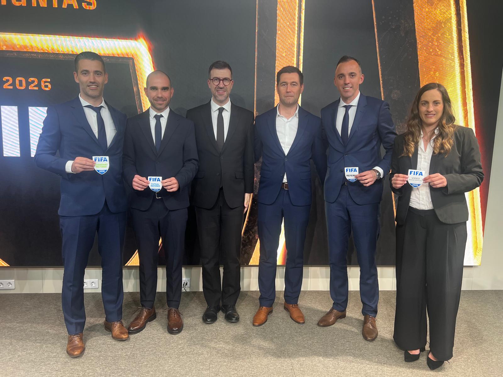 Árbitros da AF Braga recebem insígnias FIFA